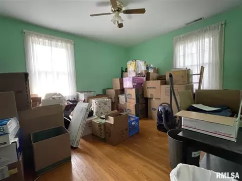 703 E Carroll St, Macomb, IL 61455 photo 32