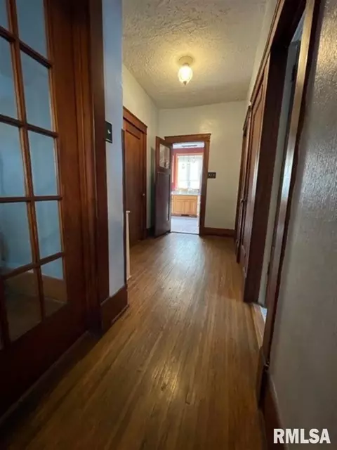 703 E Carroll St, Macomb, IL 61455 photo 11