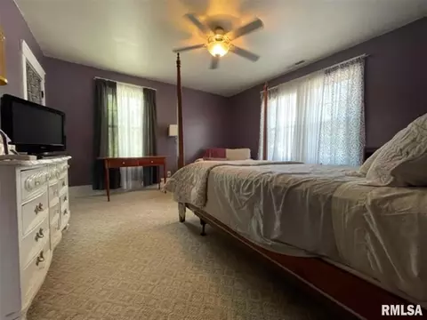 703 E Carroll St, Macomb, IL 61455 photo 29
