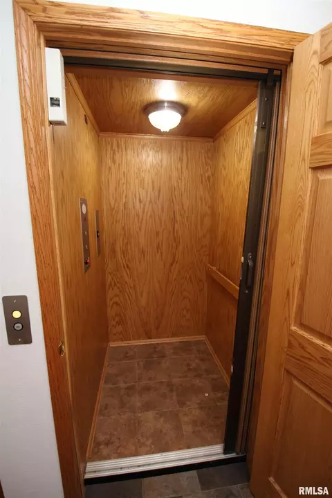 13816 N Simpson Dr, Dunlap, IL 61525 photo 3