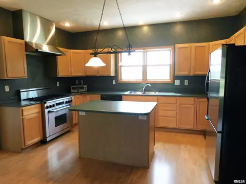 7808 W Pfeiffer Rd, Mapleton, IL 61547 photo 12