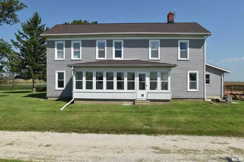 390 State Route 40, Edelstein, IL 61526