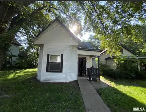 316 N Saratoga St, Peoria, IL 61604