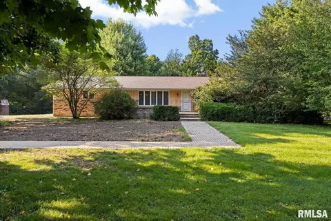 1562 Sugar Hill Ln, Congerville, IL 61729