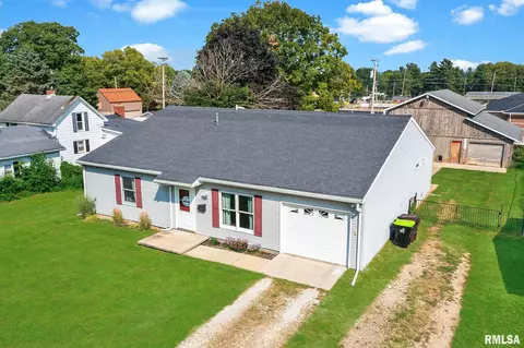 314 N 5th St, Chillicothe, IL 61523