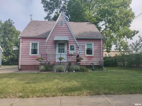 905 W Gift Ave, Peoria, IL 61604