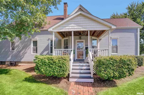 607 W Pine St, Chillicothe, IL 61523