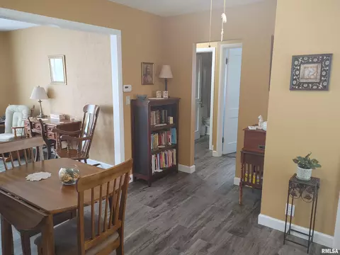 402 Devonshire Rd, Washington, IL 61571 photo 11