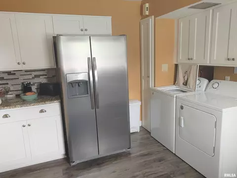 402 Devonshire Rd, Washington, IL 61571 photo 18