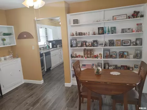 402 Devonshire Rd, Washington, IL 61571 photo 12