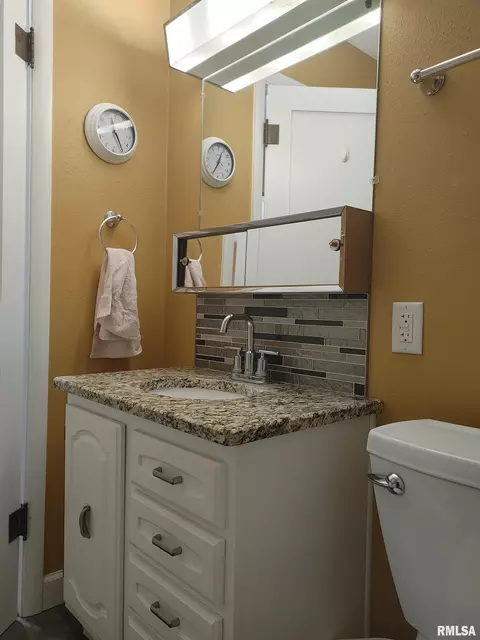 402 Devonshire Rd, Washington, IL 61571 photo 24