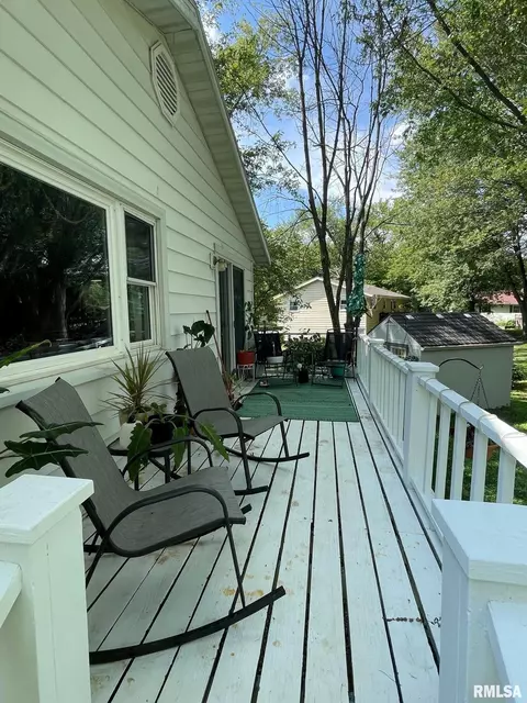 201 Meadow Dr, Macomb, IL 61455 photo 16