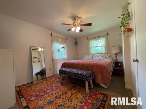 201 Meadow Dr, Macomb, IL 61455 photo 8