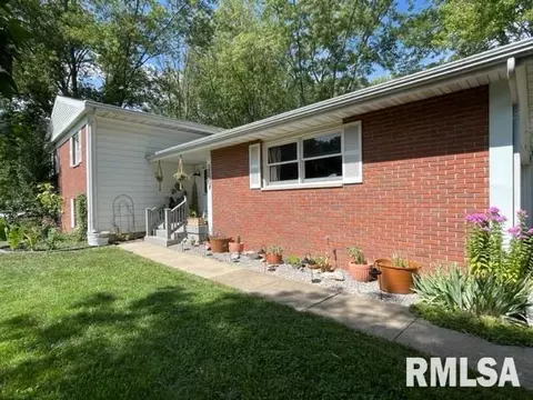 201 Meadow Dr, Macomb, IL 61455 photo 20