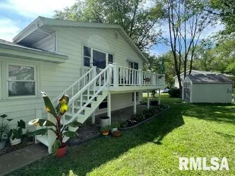 201 Meadow Dr, Macomb, IL 61455 photo 18