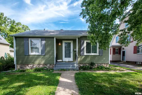 309 E Melbourne Ave, Peoria, IL 61603