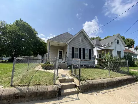 1113 S Blaine St, Peoria, IL 61605
