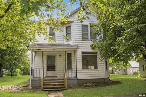 408 E 4th St, Delavan, IL 61734 photo 25