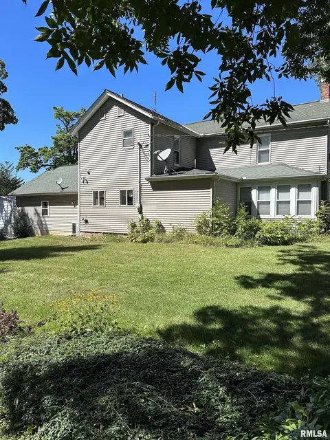108 E College Ave, Eureka, IL 61530 photo 21