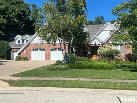 48 Cherry Ln, Morton, IL 61550