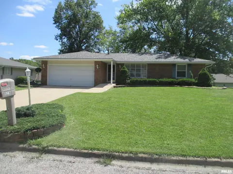 5216 W Airways Rd, Peoria, IL 61607