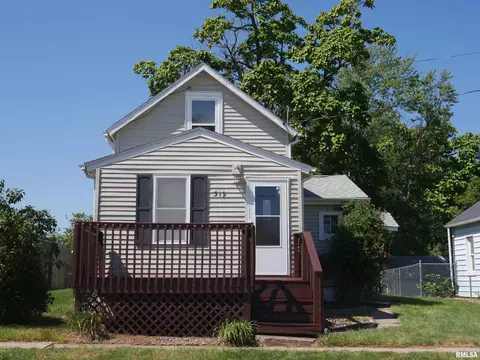 319 N 2nd St, Hanna City, IL 61536