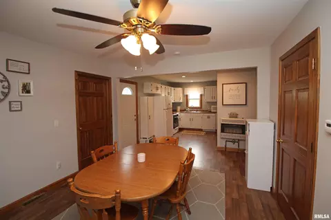 220 Murphy Ln, Metamora, IL 61548 photo 10