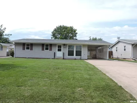 5923 N Western Ave, Peoria, IL 61614
