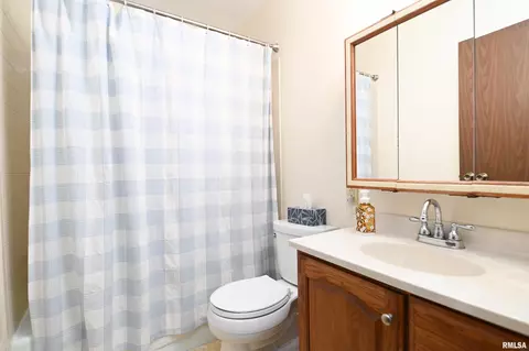 406 Radisson Rd, Marquette Heights, IL 61554 photo 16