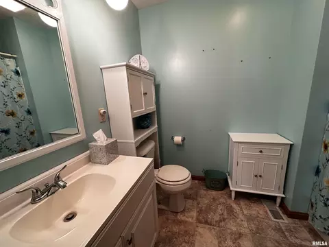 1131 N Nofsinger Rd, Metamora, IL 61548 photo 14