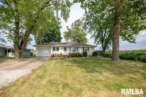 1301 W Williams Dr, Chillicothe, IL 61523