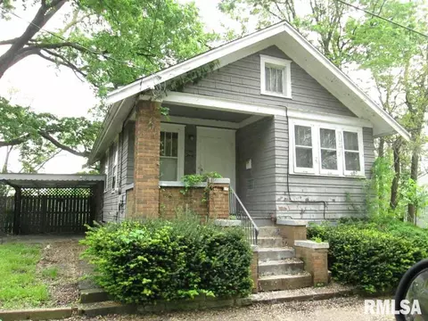 130 S Cleveland Ave, Peoria, IL 61605