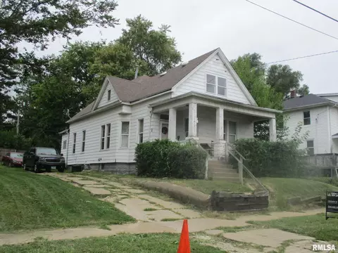 1617 S Stanley St, Peoria, IL 61605
