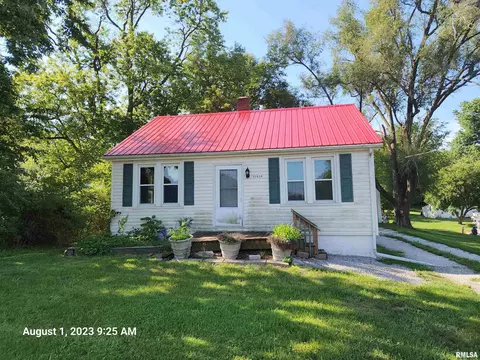 11020 W Farmington Rd, Hanna City, IL 61536
