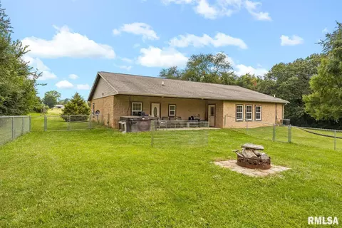 320 E 10th St, Glasford, IL 61533 photo 34