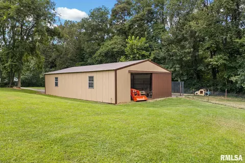 320 E 10th St, Glasford, IL 61533 photo 42