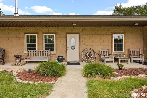 320 E 10th St, Glasford, IL 61533 photo 6
