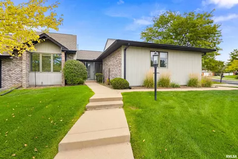 7620 N Melissa Ln, Peoria, IL 61614