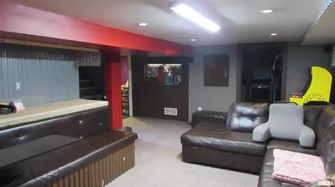 902 E Willcox Ave, Peoria, IL 61603 photo 30