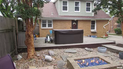 902 E Willcox Ave, Peoria, IL 61603 photo 38