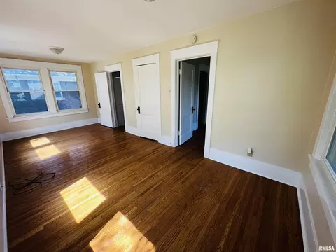 709 E Carroll St, Macomb, IL 61455 photo 25