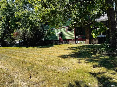 709 E Carroll St, Macomb, IL 61455 photo 28