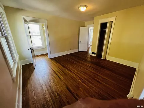 709 E Carroll St, Macomb, IL 61455 photo 18