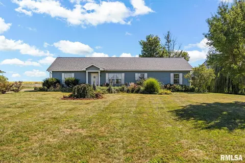 1723 County Road 2200 N, Washburn, IL 61570