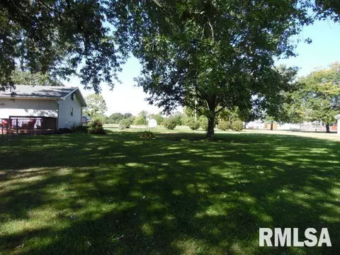 103 S State St, Bryant, IL 61519 photo 22