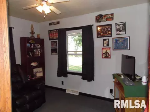 103 S State St, Bryant, IL 61519 photo 12
