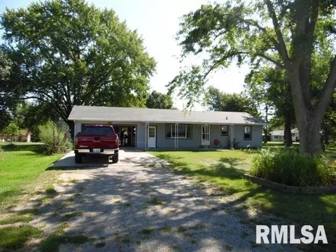 103 S State St, Bryant, IL 61519 photo 4