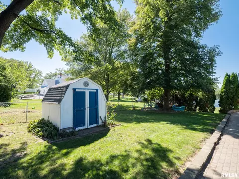 113 Pieper Cir, Delavan, IL 61734 photo 7
