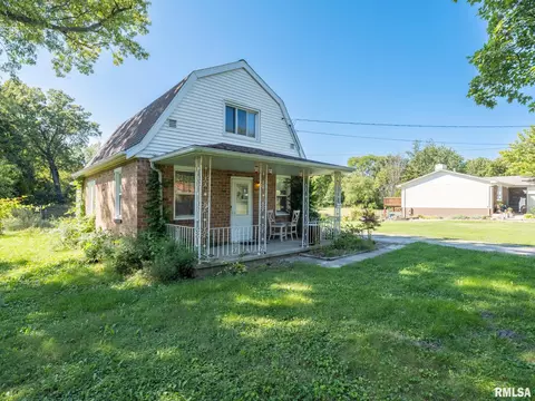 4405 N Carola Ct, Peoria, IL 61615