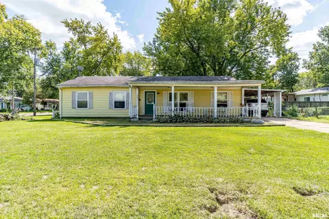 404 E Tazewell St, Tremont, IL 61568